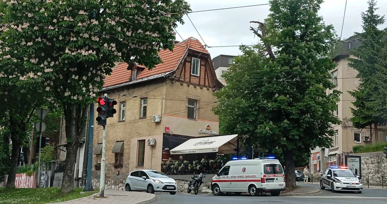 Saobraćajna nesreća, Sarajevo, policija, MUP KS, uviđaj, intervencija, Hitna pomoć/Andrej Bjeloš