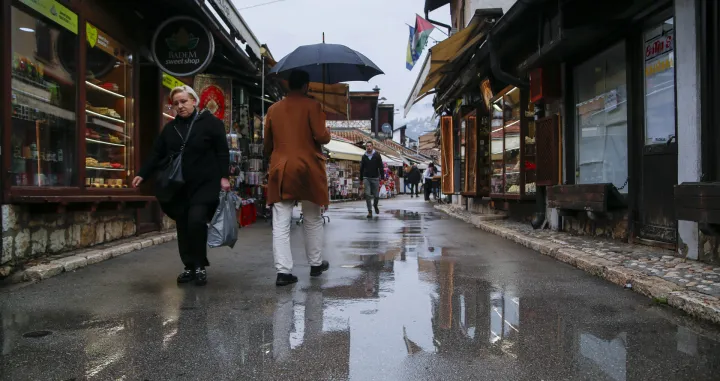 Baščaršija kišno jutro/Damir Deljo