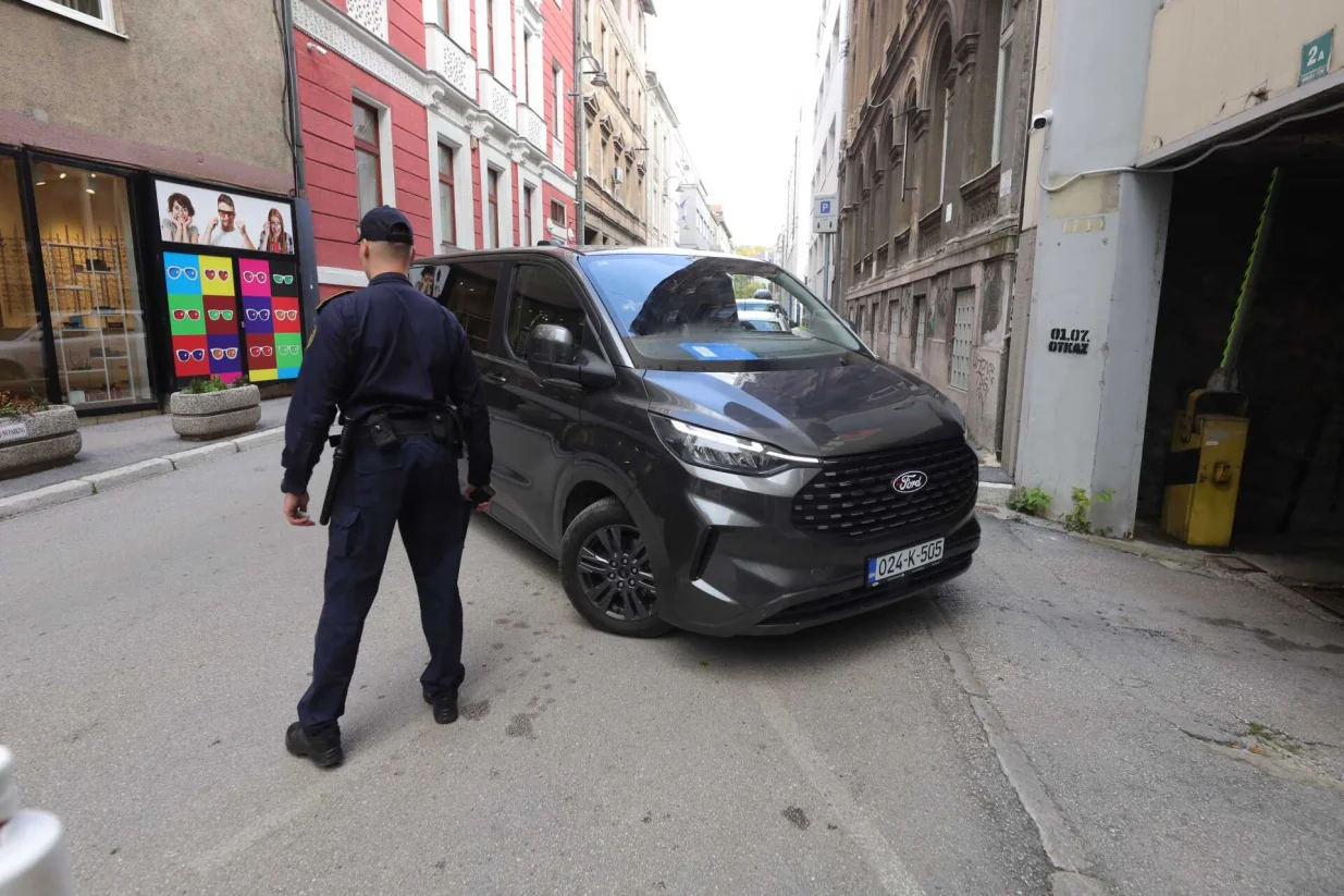 FUP, POSKOK, Vitez, predaja osumnjičenih/Senad Gubelić