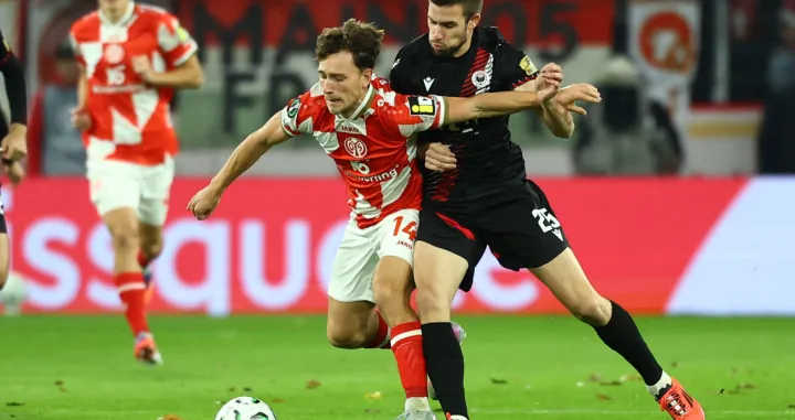 FOTO: REUTERS/Kai Pfaffenbach/Foto: 