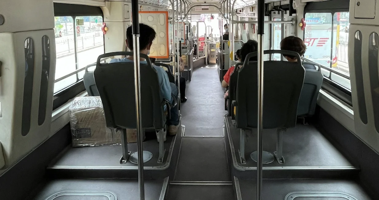 Izašle su iz tramvaja, nakon čega se drama nastavila na ulici/Ilustracija