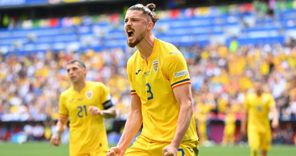 Radu Dragusin bi mogao propustiti duel protiv Zmajeva (FOTO: X)/Foto: 