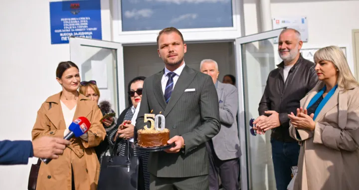 stanivuković referendum torta/