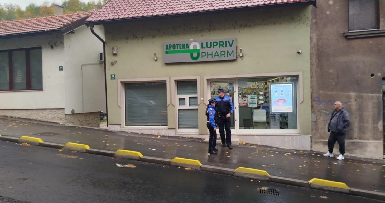 Na terenu policija/Almir Kapo/Oslobođenje/