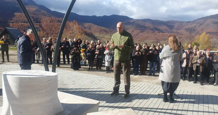 Omer Osmanović/Kabinet