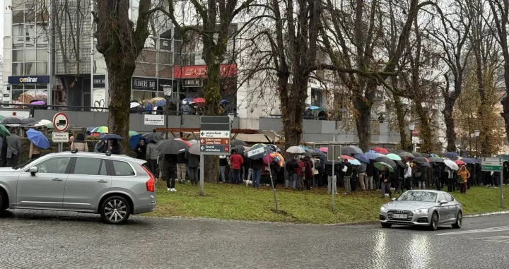 Nopvo Mesto Slovenija ubistvo/X