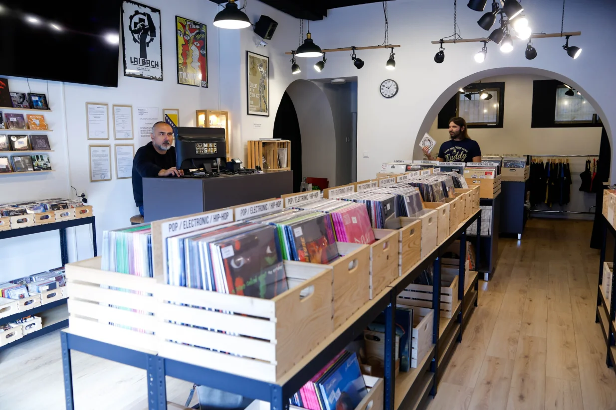 Gramofonske ploče danas/Damir Deljo