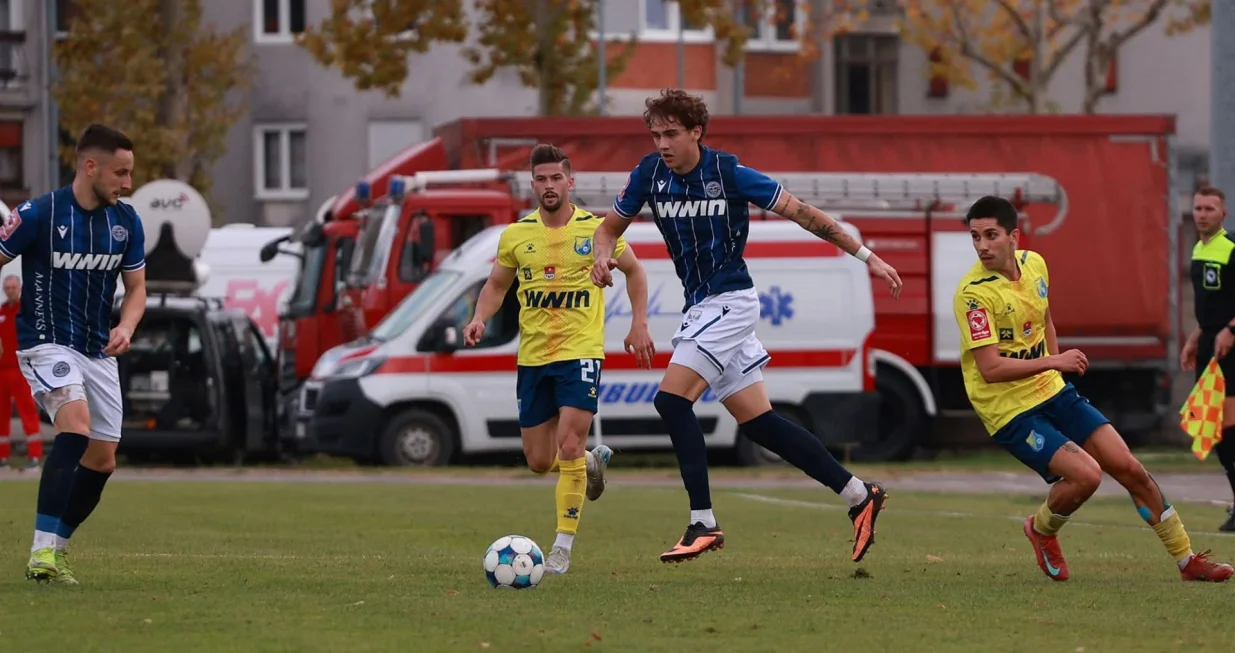FK Rudar Prijedor - FK Željezničar/Foto: 