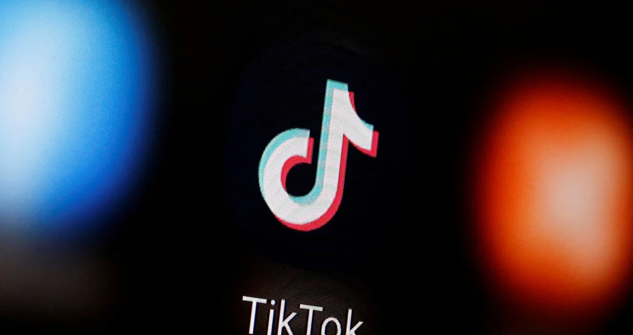 FILE PHOTO: A TikTok logo is displayed on a smartphone in this illustration taken January 6, 2020. REUTERS/Dado Ruvic/Illustration/File Photo/Dado Ruvic