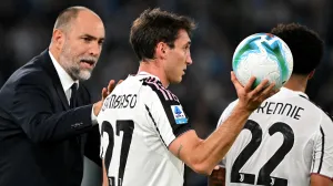 FILE PHOTO: Soccer Football - Serie A - Lazio v Juventus - Stadio Olimpico, Rome, Italy - October 26, 2025 Juventus coach Igor Tudor and Andrea Cambiaso REUTERS/Alberto Lingria/File Photo/Foto: Alberto Lingria