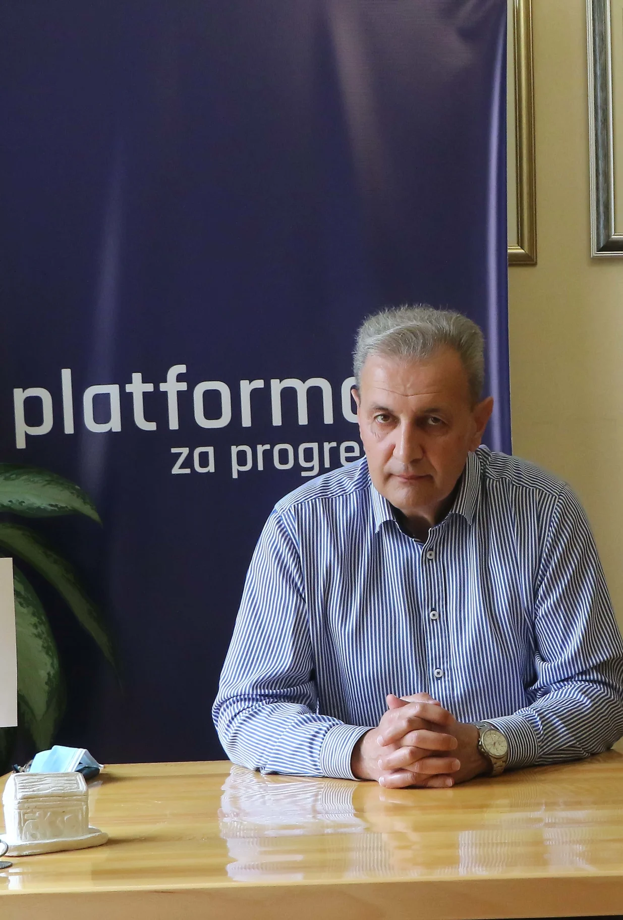 Pres konferencija Platforme za progres. Jusuf Arifagić kandidat platforme za progres u RS-u./Senad Gubelić