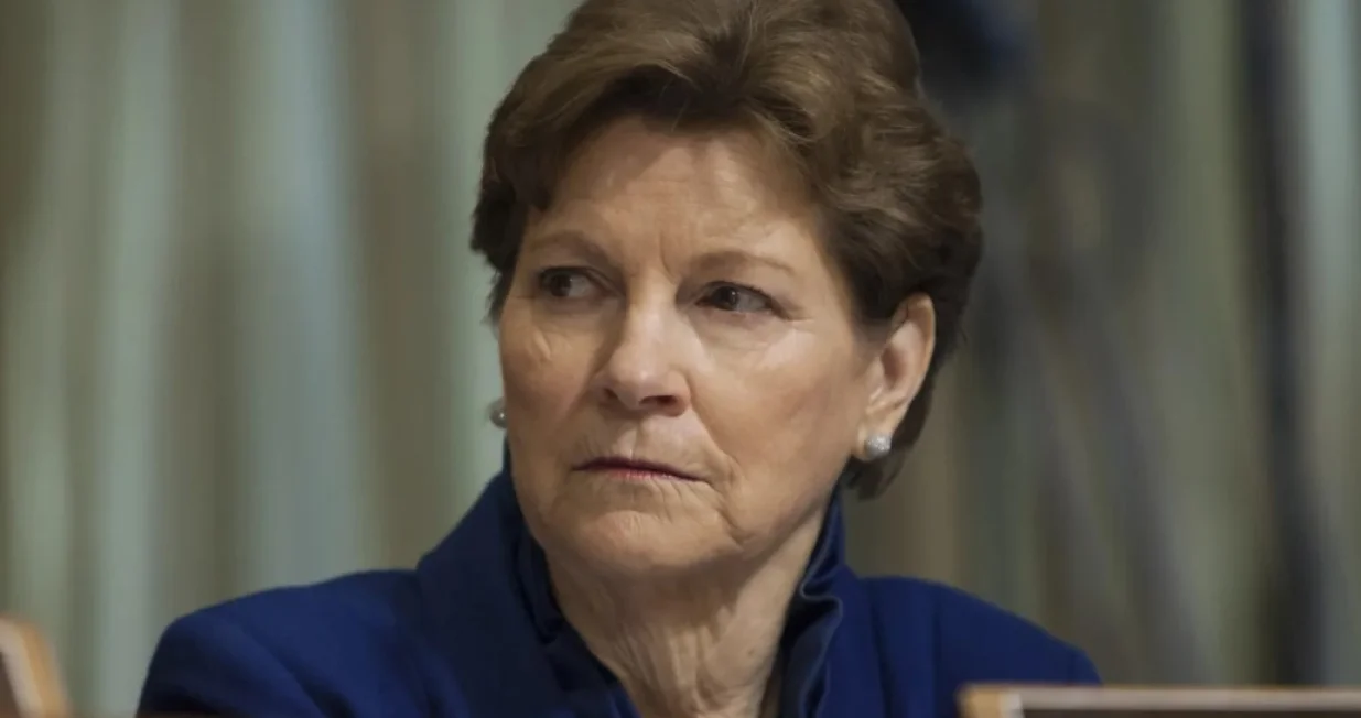 Vlada je sada brzo formirana i pokušava da riješi neka dugoročna pitanja u zemlji, a žalosno je što Dodik pokušava da to poništi/