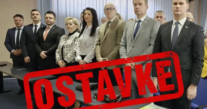 Vlada TK, pda traži ostavke/PDA/Pda