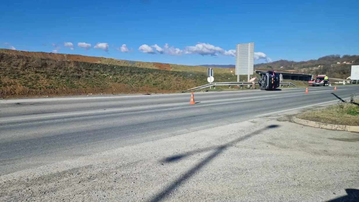 Prevrnulo se vozilo/Čitatelj/