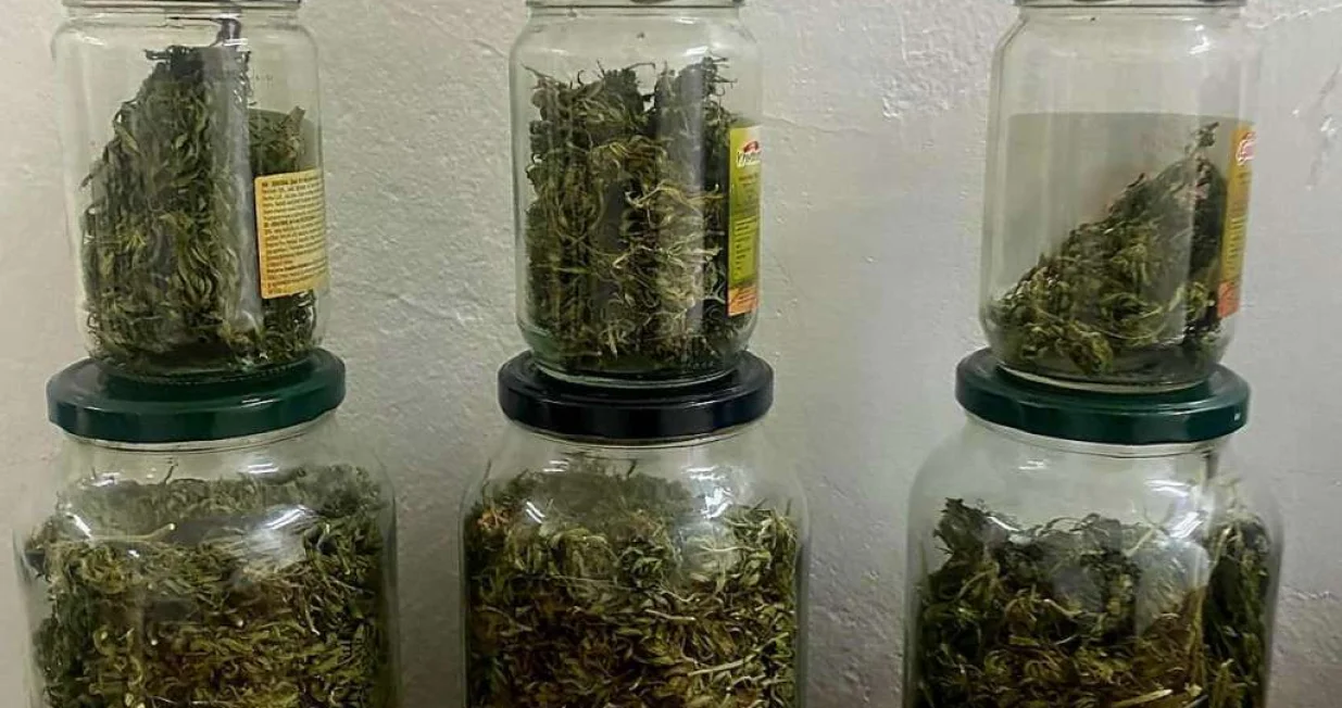 Predao drogu/MUP HNK//