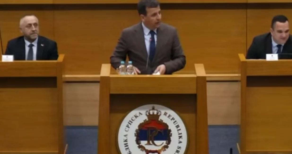 Nebojša Vukanović na sjednici NSRS-a/Prtsc