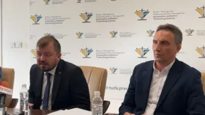 Vedran Alidžanović (lijevo), glavni tužilac Tužilaštva TK/Klix.ba