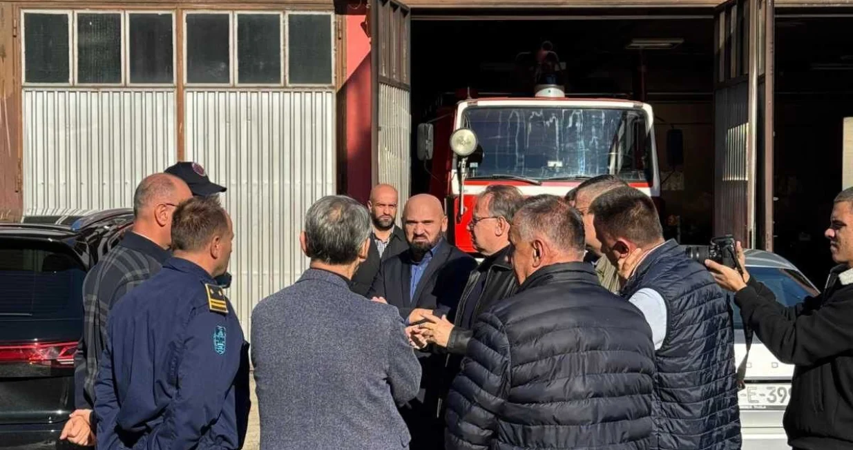 Delegacija Vlade FBiH je posjetila i vatrogasce koji su učestvovali u ga&scaron;enju požara/Facebook/Facebook