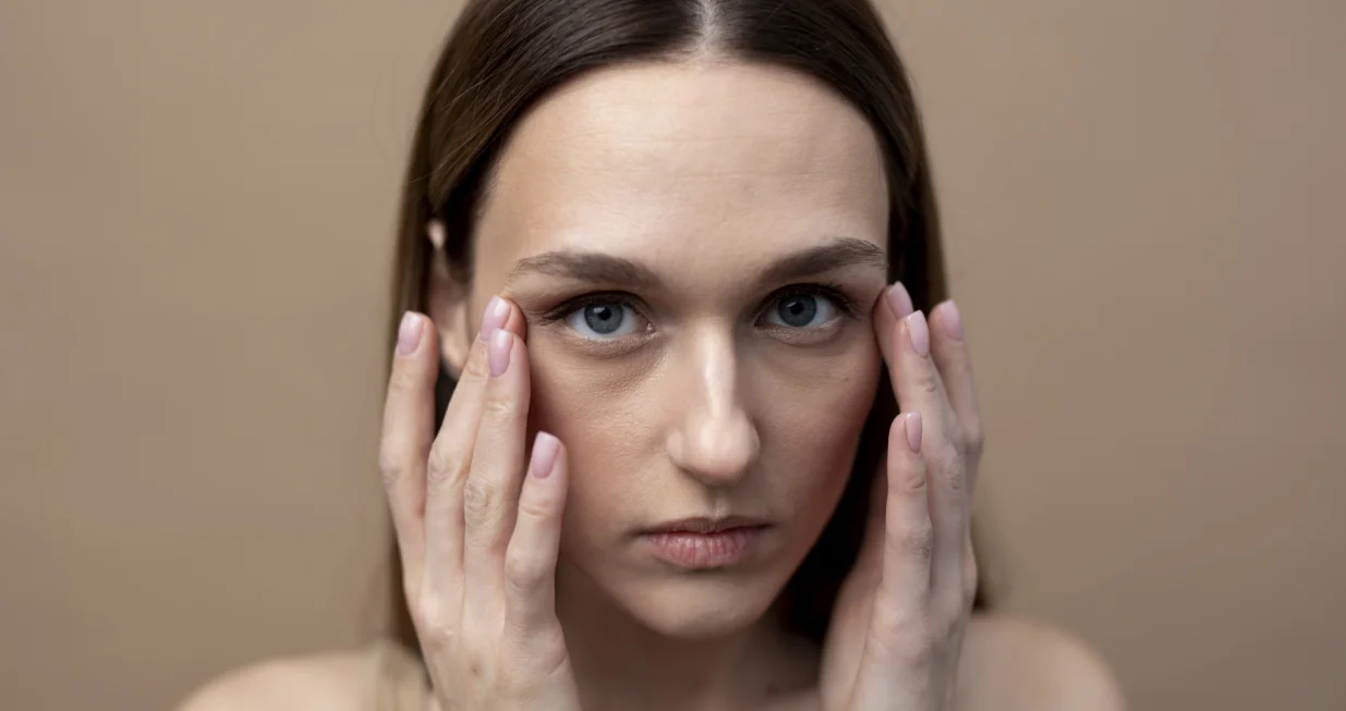 Prirodni saveznici protiv podočnjaka/Free Pik