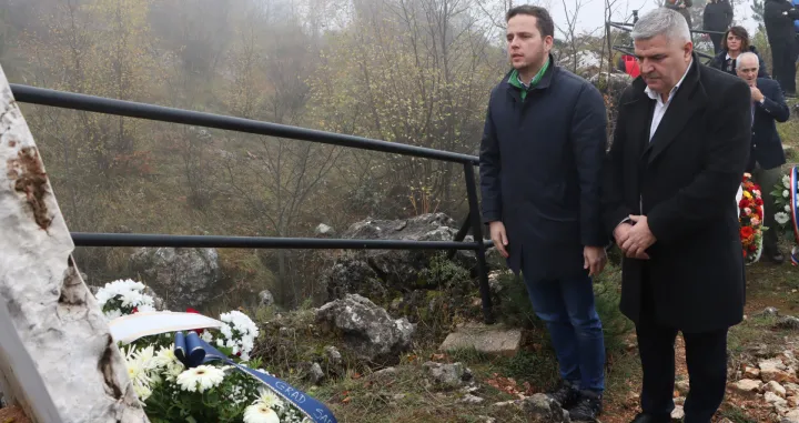 Uk i Šaljić su odalu počast/KS/