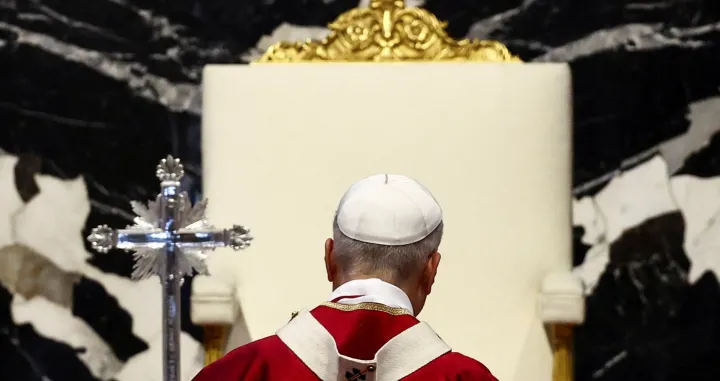 Pope Leo XIV presides over a Mass in suffrage for the late Pope Francis and for the cardinals and bishops deceased during the year, in St. Peter's Basilica, at the Vatican, November 3, 2025. REUTERS/Yara Nardi/Yara Nardi