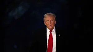 FILE PHOTO: U.S. President Donald Trump arrives at the White House in Washington, D.C., U.S., November 9, 2025. REUTERS/Annabelle Gordon/File Photo/Annabelle Gordon