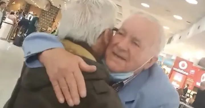 Ponovni susret razdvojene braće/The Independent