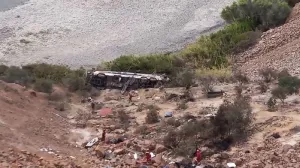 peru autobus sletio u provaliju, najmanje 37 mrtvih X/X