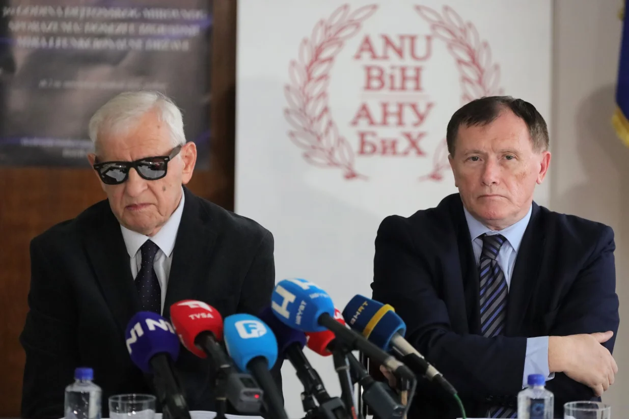 Pres-konferencija na kojoj će biti predstavljen program i učesnici skupa "30 godina Dejtonskog mirovnog sporazuma: dosezi u izgradnji mira i funkcionalne države" anu/Senad Gubelić