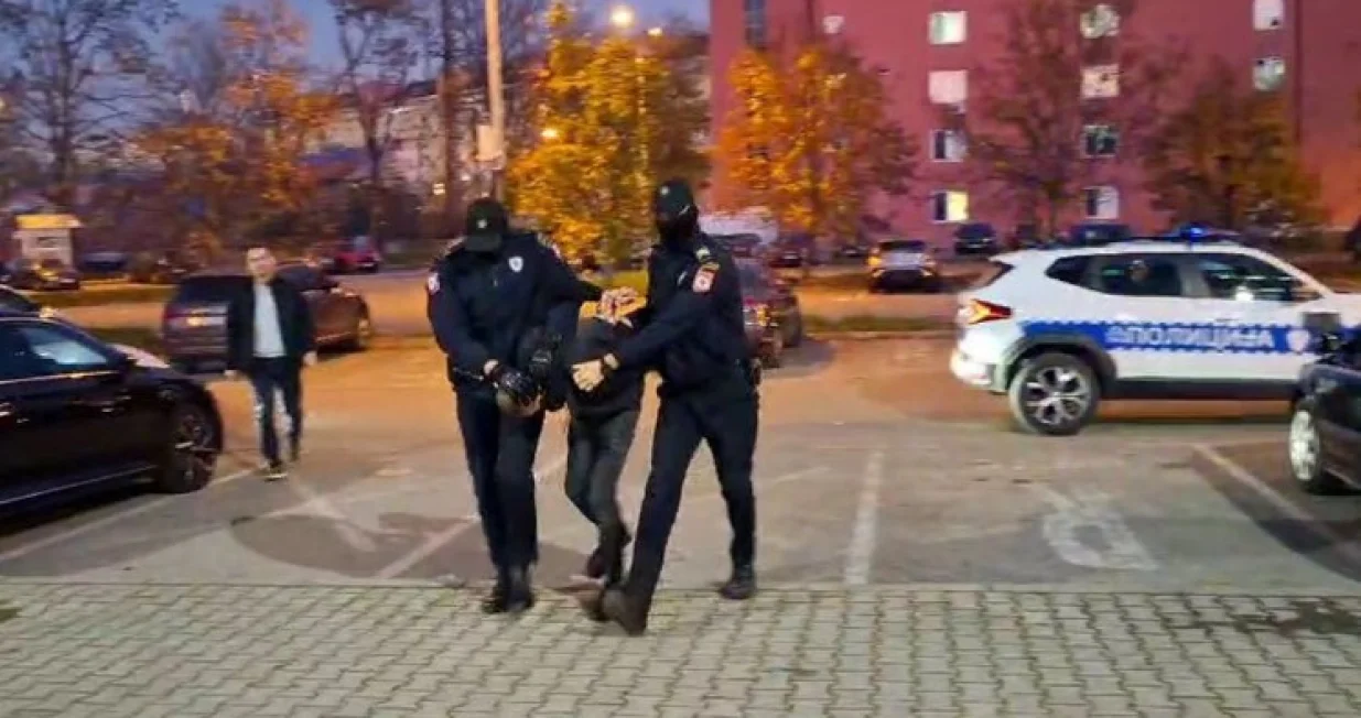 Privođenje osumnjičenog/Nezavisne//