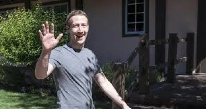 Mark Elliot Zuckerberg/