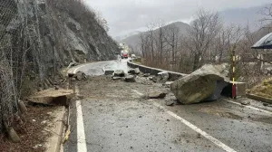 odron, hidroelektrana, jablanica, cesta, auta, put//