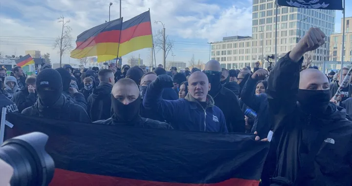 Berlin, Njemačka policija, neonacisti i ljevičari, mar&scaron;, razdvajanje, sukob/Anadolija