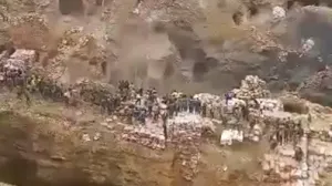 Rudnik u Kongu/Screenshot X