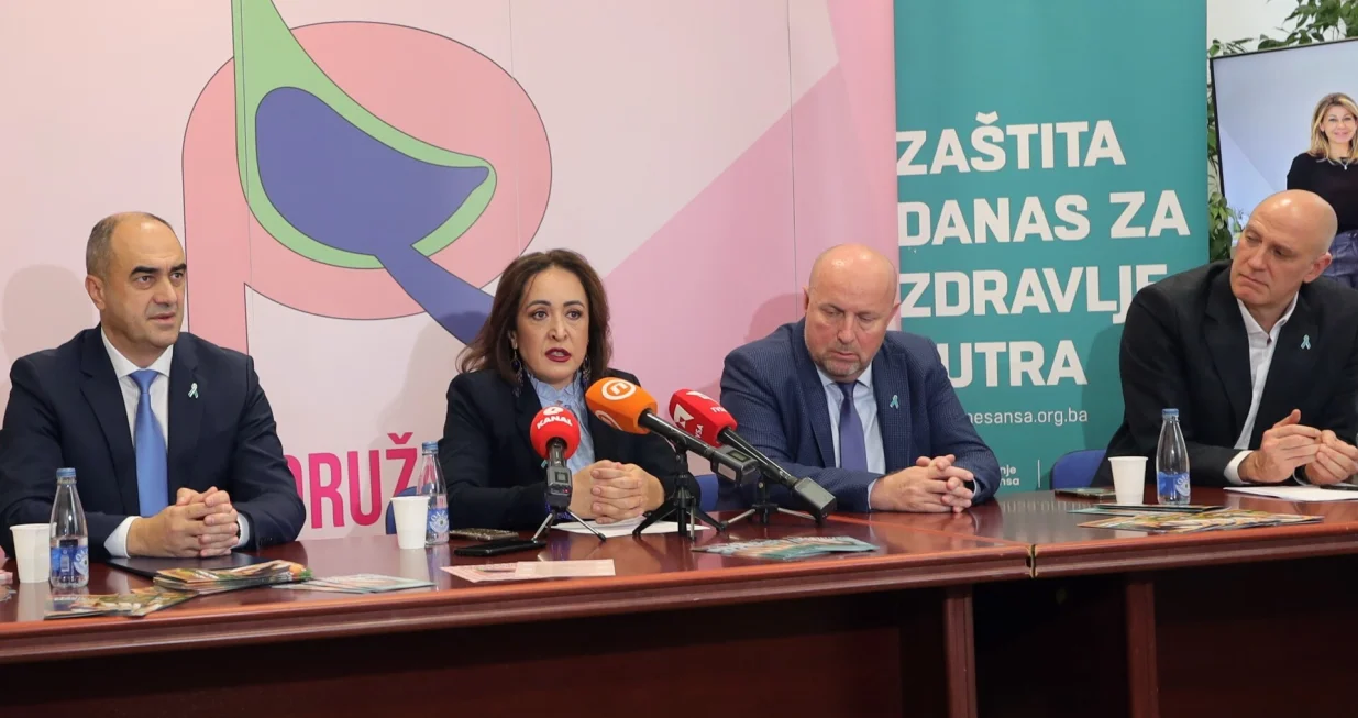 Konferencija za medije udruženja "Renesansa" u povodu obilježavanja Svjetskog dana eliminacije raka grliće materice, a na kojoj će biti predstavljene aktivnosti udruženja i rezultati istraživanja o HPV-u/Senad Gubelić