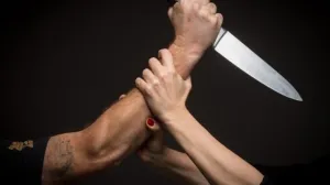 napad nožem Ilustracija/