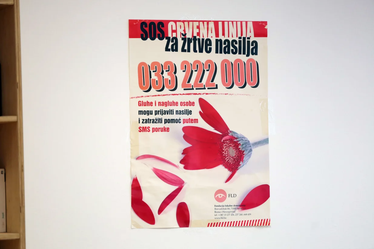 Sigurna kuća brošure/Senad Gubelić