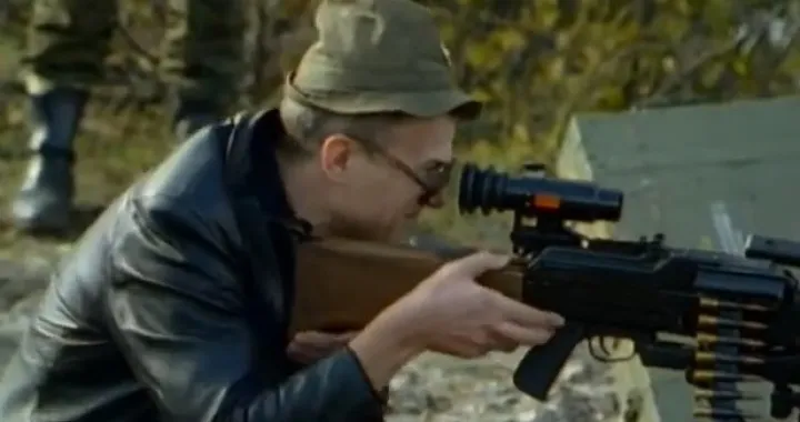 Eduard Limonov, ruski pisac koji je pucao na Sarajlije/Screenshot/Serbian Epics