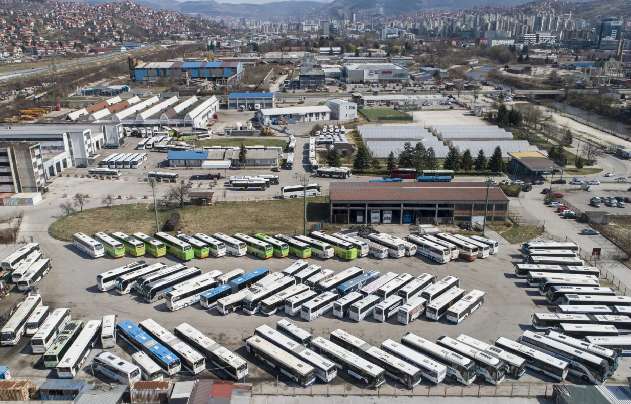 Flota Centrotransa parkirana tokom pandemije korone 2020. godine/Foto: Centrotrans