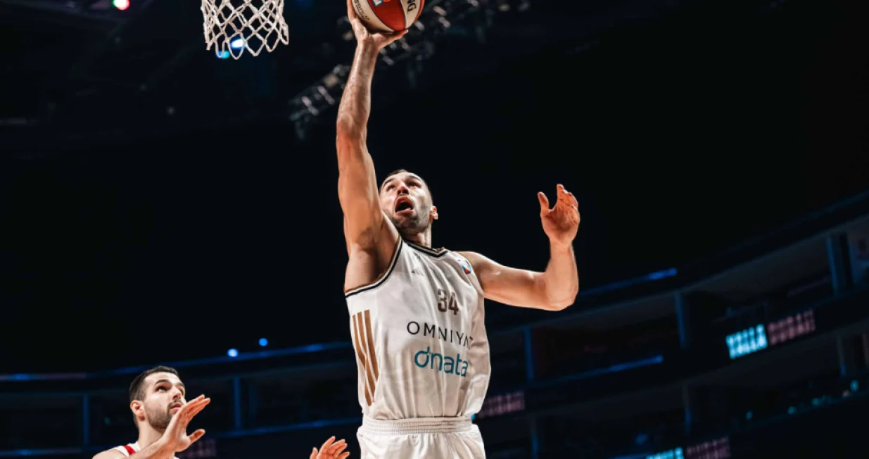 Kenan Kamenja&scaron; briljirao protiv Crvene zvezde (FOTO: BC Dubai)/Foto: 