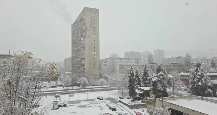 snijeg, sarajevo/Lejla Sofradžija