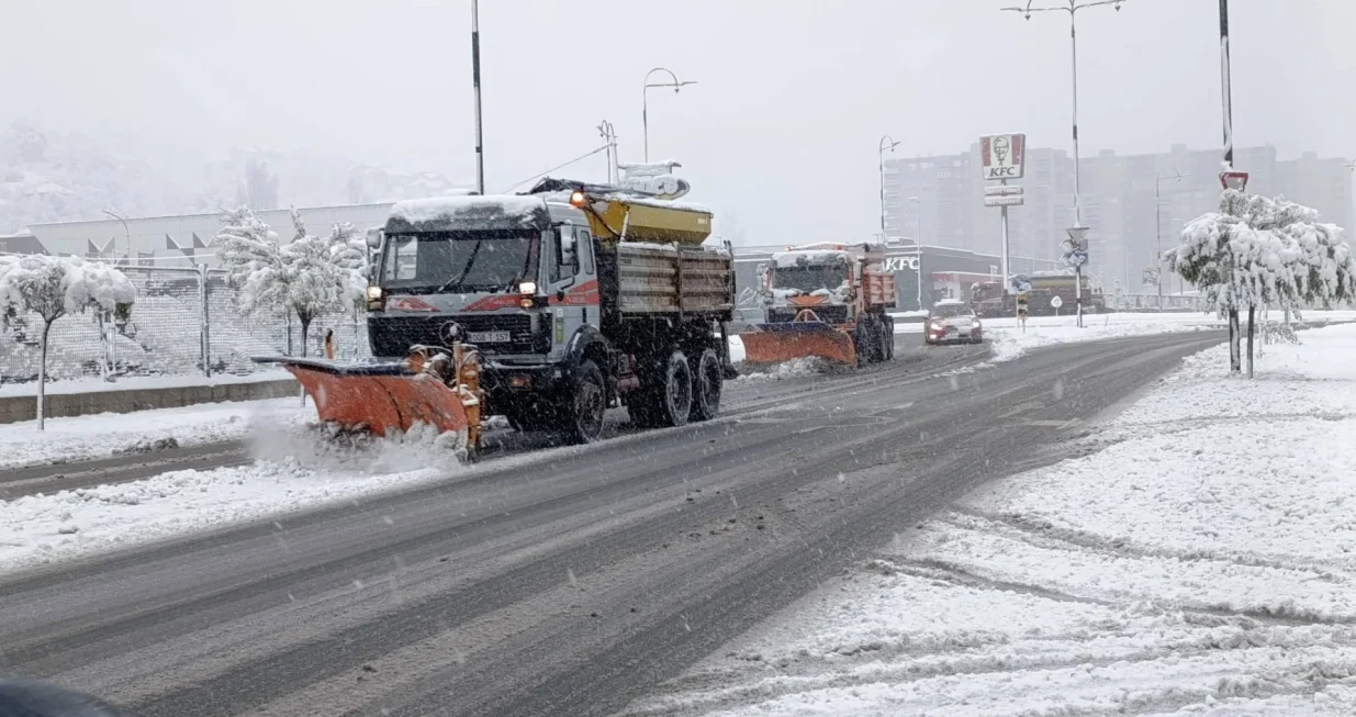 Sarajevo, grtalice, čišćenje snijega/Edin Barimac