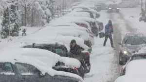 snijeg u sarajevu, lopatanje, čišćenje snijega/Senad Gubelić