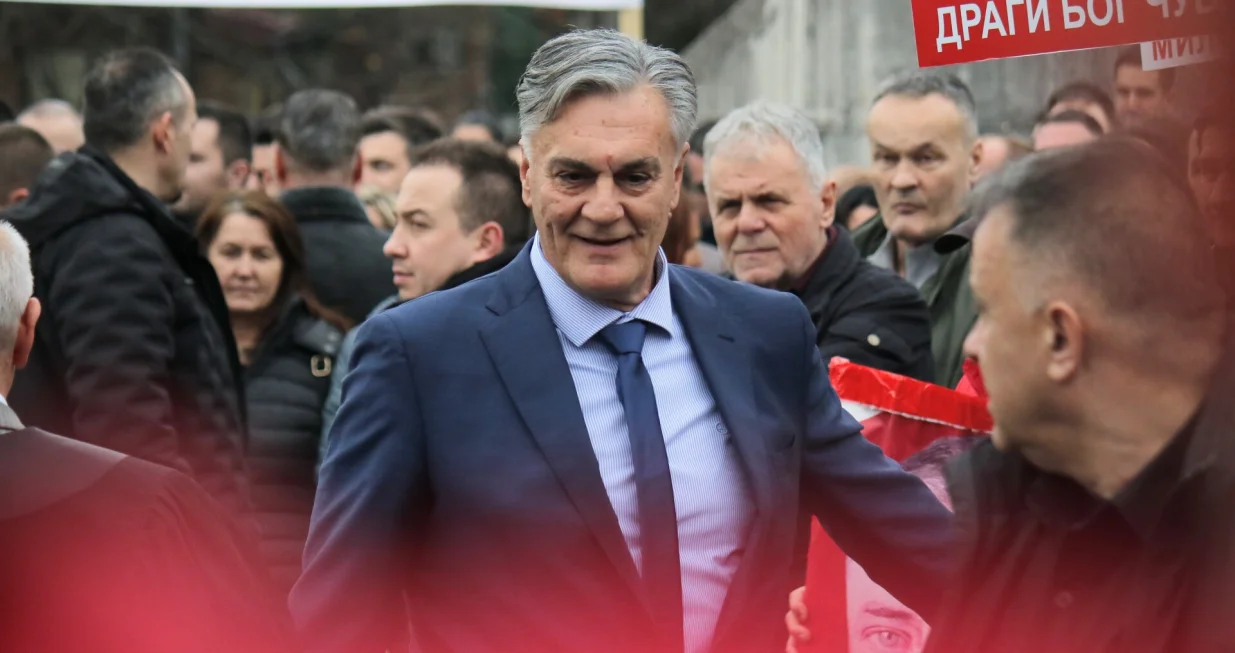 Sudu BiH danas se nastavlja suđenje predsjedniku bh. entiteta Republika Srpska Miloradu Dodiku i vr&scaron;iocu dužnosti direktora Službenog glasnika Milo&scaron;u Lukiću, optuženima za nesprovođenje odluka viskog predstavnika/Senad Gubelić