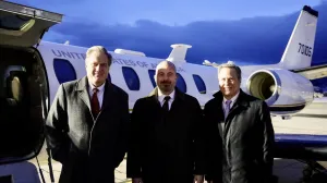 Otpravnik poslova Ambasade Sjedinjenih Američkih Država John Ginkel poželio je dobrodošlicu u Sarajevo kongresmenima Michaelu Turneru i Donaldu Norcrossu/X