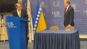 Schmidt i Turner Screenshot/Screenshot