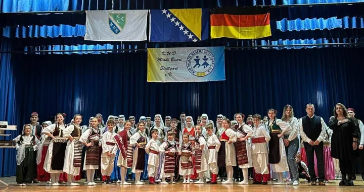 U organizaciji KUD-a Mladi biseri u Stuttgartu obilježen Dan državnosti BiH/H. H.