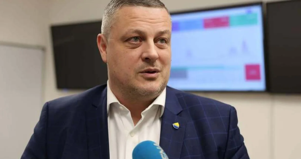 Mijatović: Mi ćemo se skloniti/Facebook/