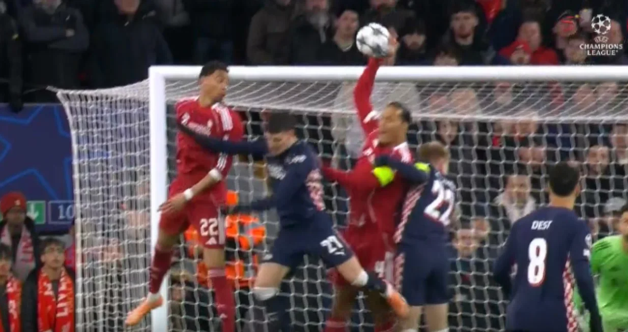 Van Dijkova ruka/Foto: 