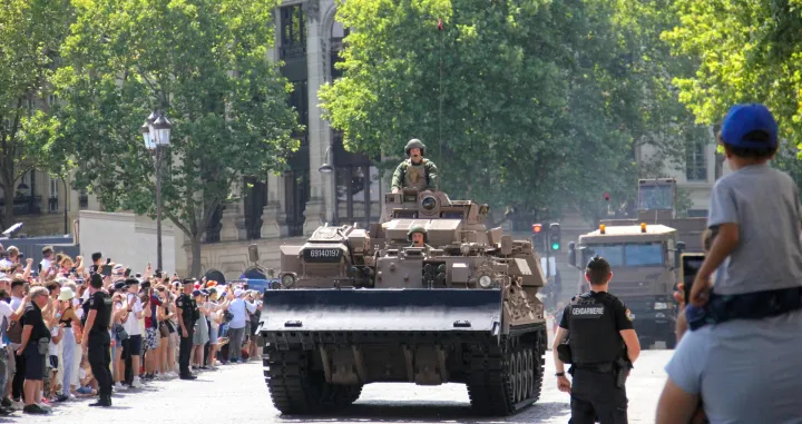 francuska vojska, vojni rok, vojnici, tenk/Lucas Lemoine